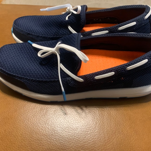 SWIMS-navy boat shoes - Picture 2 of 4